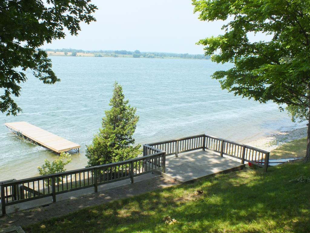 Sandbanks Summer Village Cottages Cherry Valley Luaran gambar
